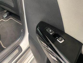 KIA SPORTAGE 1.6 T-GDi GT-Line SUV 5dr Petrol DCT AWD Euro 6 (174 bhp)