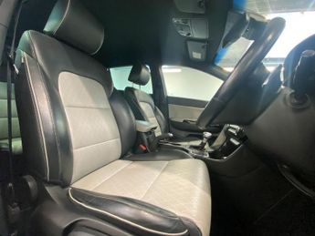 KIA SPORTAGE 1.6 T-GDi GT-Line SUV 5dr Petrol DCT AWD Euro 6 (174 bhp)