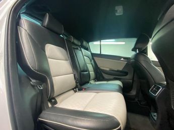 KIA SPORTAGE 1.6 T-GDi GT-Line SUV 5dr Petrol DCT AWD Euro 6 (174 bhp)