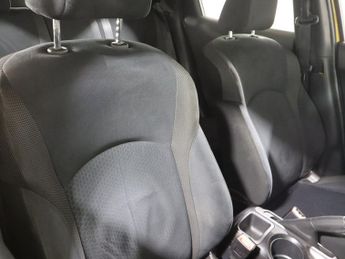 NISSAN JUKE 1.6 Acenta Premium SUV 5dr Petrol XTRON Euro 6 (117 ps)