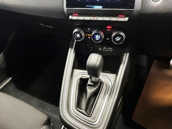 RENAULT CLIO 1.6 E-TECH esprit Alpine Hatchback 5dr Petrol Hybrid Auto Euro 6