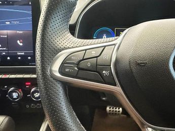 RENAULT CLIO 1.6 E-TECH esprit Alpine Hatchback 5dr Petrol Hybrid Auto Euro 6