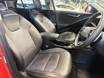 KIA NIRO 64.8kWh 4 SUV 5dr Electric Auto (201 bhp)