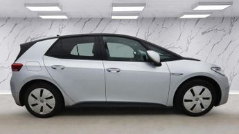 VOLKSWAGEN ID.3 Pro Performance 58kWh Family Hatchback 5dr Electric Auto (204 ps
