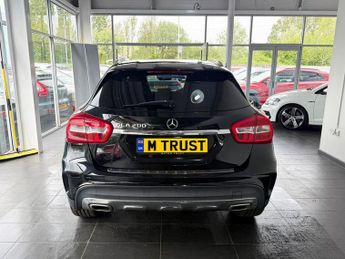 MERCEDES-BENZ GLA 1.6 GLA200 AMG Line SUV 5dr Petrol 7G-DCT Euro 6 (s/s) (156 ps) 