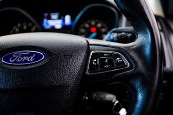 FORD FOCUS 1.5 TDCi Zetec Estate 5dr Diesel Powershift Euro 6 (s/s) (120 ps