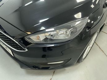 FORD FOCUS 1.6 Zetec Estate 5dr Petrol Powershift Euro 6 (125 ps) - AA INSP