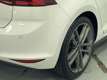 VOLKSWAGEN GOLF 2.0 TDI BlueMotion Tech GTD Hatchback 5dr Diesel Manual Euro 6 (