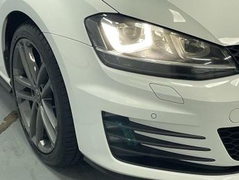 VOLKSWAGEN GOLF 2.0 TDI BlueMotion Tech GTD Hatchback 5dr Diesel Manual Euro 6 (