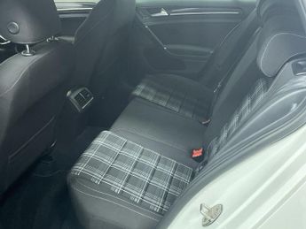 VOLKSWAGEN GOLF 2.0 TDI BlueMotion Tech GTD Hatchback 5dr Diesel Manual Euro 6 (