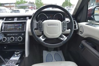 LAND ROVER DISCOVERY 2.0 SD4 HSE SUV 5dr Diesel Auto 4WD Euro 6 (s/s) (240 ps)