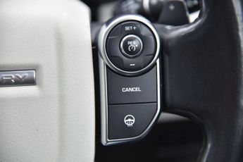 LAND ROVER DISCOVERY 2.0 SD4 HSE SUV 5dr Diesel Auto 4WD Euro 6 (s/s) (240 ps)