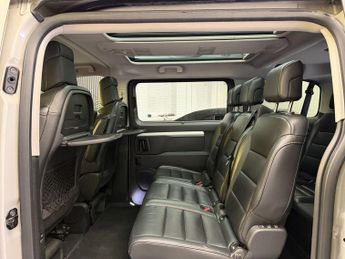 PEUGEOT TRAVELLER 2.0 BlueHDi Allure Standard MPV 5dr Diesel EAT6 MWB Euro 6 (s/s)
