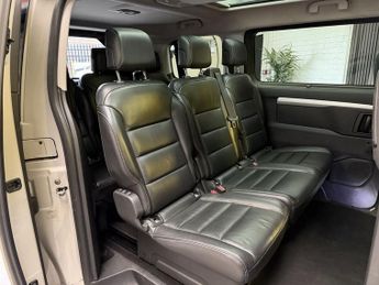 PEUGEOT TRAVELLER 2.0 BlueHDi Allure Standard MPV 5dr Diesel EAT6 MWB Euro 6 (s/s)