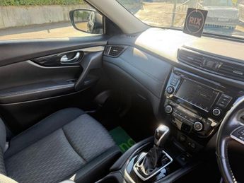 NISSAN X-TRAIL 1.3 DIG-T N-Connecta SUV 5dr Petrol DCT Auto Euro 6-2 OWNER FROM