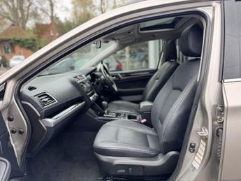 SUBARU OUTBACK 2.5i SE Premium Estate 5dr Petrol Lineartronic 4WD Euro 6 (s/s) 