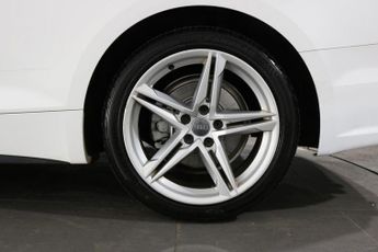 AUDI A5 2.0 TDI S line Coupe 2dr Diesel S Tronic Euro 6 (s/s) (190 ps)