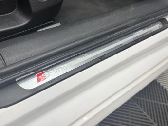 AUDI A6 SALOON 2.0 TDI ultra S line Saloon 4dr Diesel S Tronic Euro 6 (s/s) (19