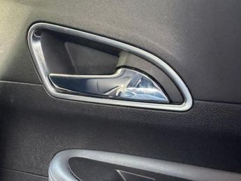 VAUXHALL MOKKA 1.4i Turbo SE SUV 5dr Petrol Auto 2WD Euro 6 (140 ps)