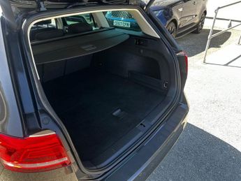 VOLKSWAGEN PASSAT 2.0 TDI SE Business Estate 5dr Diesel DSG Euro 6 (s/s) (150 ps)