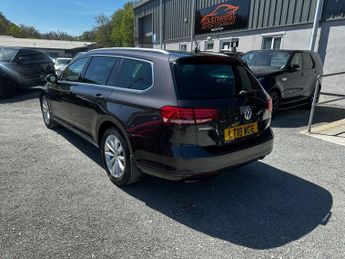 VOLKSWAGEN PASSAT 2.0 TDI SE Business Estate 5dr Diesel DSG Euro 6 (s/s) (150 ps)
