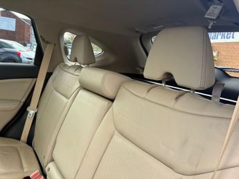 HONDA CR-V 2.2 i-DTEC EX SUV 5dr Diesel Auto 4WD Euro 5 (150 ps)