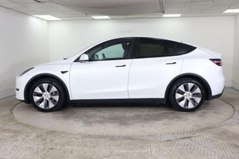 TESLA MODEL Y Auto RWD 5dr