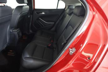 MERCEDES-BENZ GLA 1.6 GLA200 SE (Executive) 7G-DCT Euro 6 (s/s) 5dr
