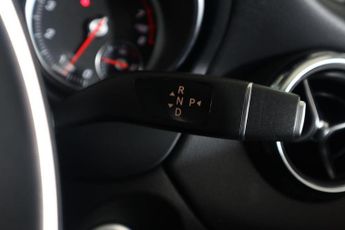 MERCEDES-BENZ GLA 1.6 GLA200 SE (Executive) 7G-DCT Euro 6 (s/s) 5dr