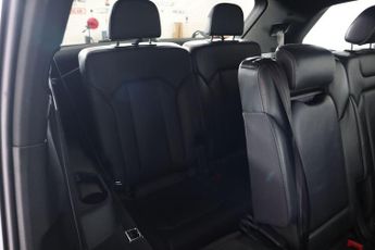AUDI Q7 3.0 TDI V6 50 Black Edition Tiptronic quattro Euro 6 (s/s) 5dr
