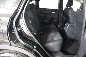 NISSAN QASHQAI 1.3 DIG-T MHEV N-Connecta XTRON Euro 6 (s/s) 5dr