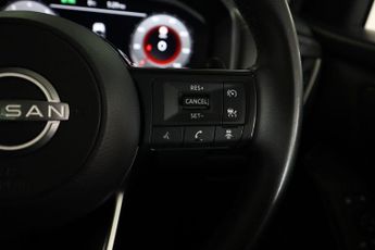 NISSAN QASHQAI 1.3 DIG-T MHEV N-Connecta XTRON Euro 6 (s/s) 5dr