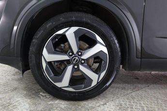 NISSAN QASHQAI 1.3 DIG-T MHEV N-Connecta XTRON Euro 6 (s/s) 5dr
