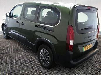 PEUGEOT e-Rifter 52kWh Allure Long MPV 5dr Electric Auto (7.4kW Charger) (136 ps)