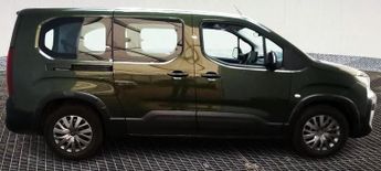 PEUGEOT e-Rifter 52kWh Allure Long MPV 5dr Electric Auto (7.4kW Charger) (136 ps)