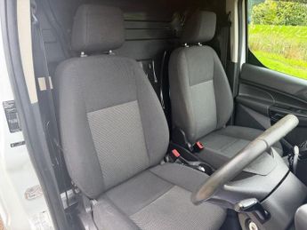 FORD TRANSIT CONNECT 1.5 TDCi 200 Panel Van 5dr Diesel Manual L1 H1 (120 g/km, 74 bhp