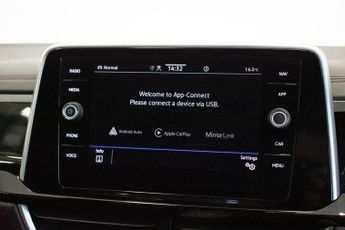 VOLKSWAGEN T-ROC 1.5 TSI R-Line SUV 5dr Petrol DSG Euro 6 (s/s) (150 ps)