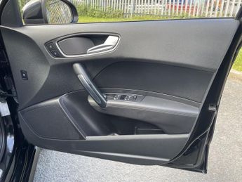 AUDI S1 2.0 TFSI Sportback 5dr Petrol Manual quattro Euro 6 (s/s) (231 p