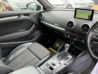 AUDI A3 2.0 TDI Black Edition Hatchback 3dr Diesel S Tronic Euro 6 (s/s)
