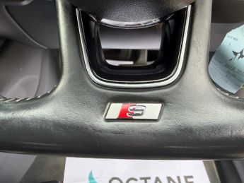 AUDI A3 2.0 TDI Black Edition Hatchback 3dr Diesel S Tronic Euro 6 (s/s)