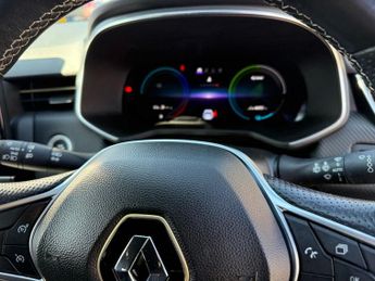 RENAULT CLIO 1.6 E-TECH E-Tech engineered Hatchback 5dr Petrol Hybrid Auto Eu