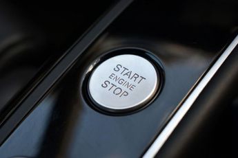 AUDI A6 2.0TDi ULTRA BLACK EDITION AUTO SALOON 190 BHP