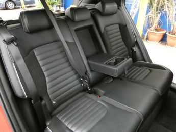 KIA SPORTAGE 1.6 T-GDi 13.8kWh GT-Line S SUV 5dr Petrol Plug-in Hybrid Auto A