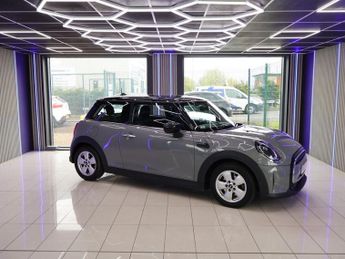 MINI Hatch 1.5 Cooper Classic Hatchback 3dr Petrol Manual Euro 6 (s/s) (136