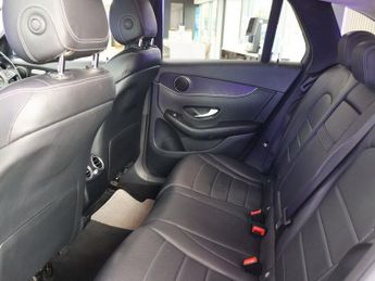 MERCEDES-BENZ GLC 2.1 GLC220d Sport SUV 5dr Diesel G-Tronic 4MATIC Euro 6 (s/s) (1