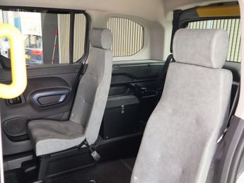 PEUGEOT RIFTER 1.5 BlueHDi Allure Standard MPV 5dr Diesel Manual Euro 6 (100 ps