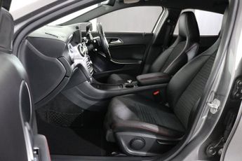 MERCEDES-BENZ 180 2.1 GLA220 CDI AMG Line SUV 5dr Diesel 7G-DCT 4MATIC Euro 6 (s/s