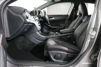 MERCEDES-BENZ 180 2.1 GLA220 CDI AMG Line SUV 5dr Diesel 7G-DCT 4MATIC Euro 6 (s/s