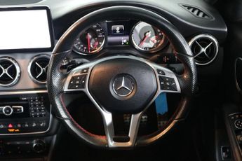 MERCEDES-BENZ 180 2.1 GLA220 CDI AMG Line SUV 5dr Diesel 7G-DCT 4MATIC Euro 6 (s/s