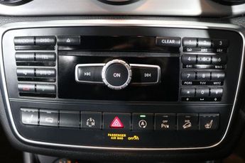 MERCEDES-BENZ 180 2.1 GLA220 CDI AMG Line SUV 5dr Diesel 7G-DCT 4MATIC Euro 6 (s/s